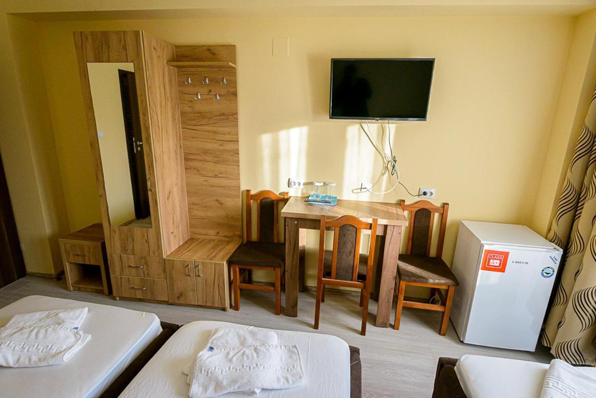 Casa Domneasca Riana Hotel Piteşti Buitenkant foto